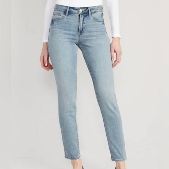 Old Navy Power Slim Straight Jeans Size 4 - Picture 1 of 15